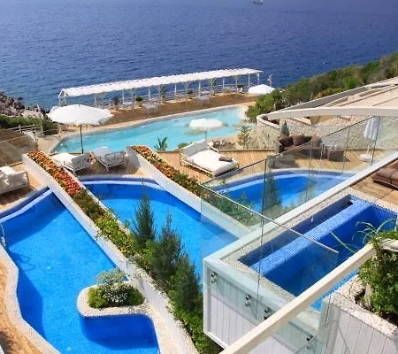 Peninsula Gardens - Adults Only Hotel 3*