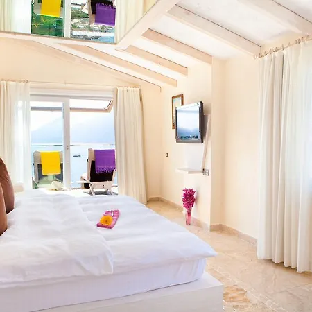 Peninsula Gardens - Adults Only Hotel
